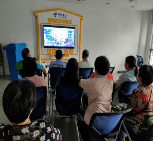 家門口的旅游咨詢服務(wù)來啦 一站式搞定您的吃住行游購娛